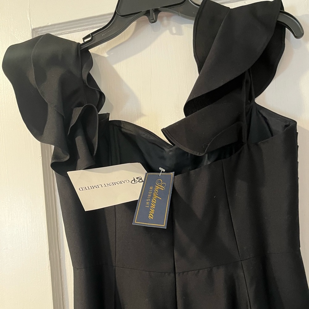 Shoshanna Ruffle Maxi Gown - Picture 3 of 6